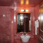 Apart Otel Laokasti Oia