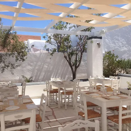 Laokasti アパートホテル