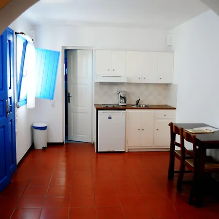 Apart Otel Laokasti Oia